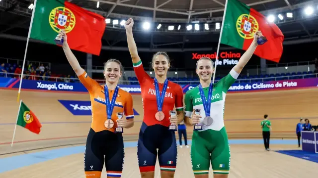 Maria Martins fatura bronze no scratch e abre bem o Mundial